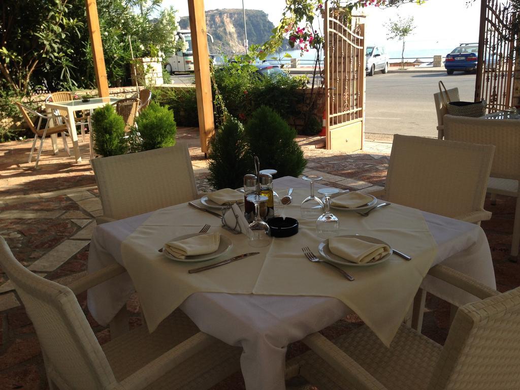 Rondos Hotel Himara Zewnętrze zdjęcie